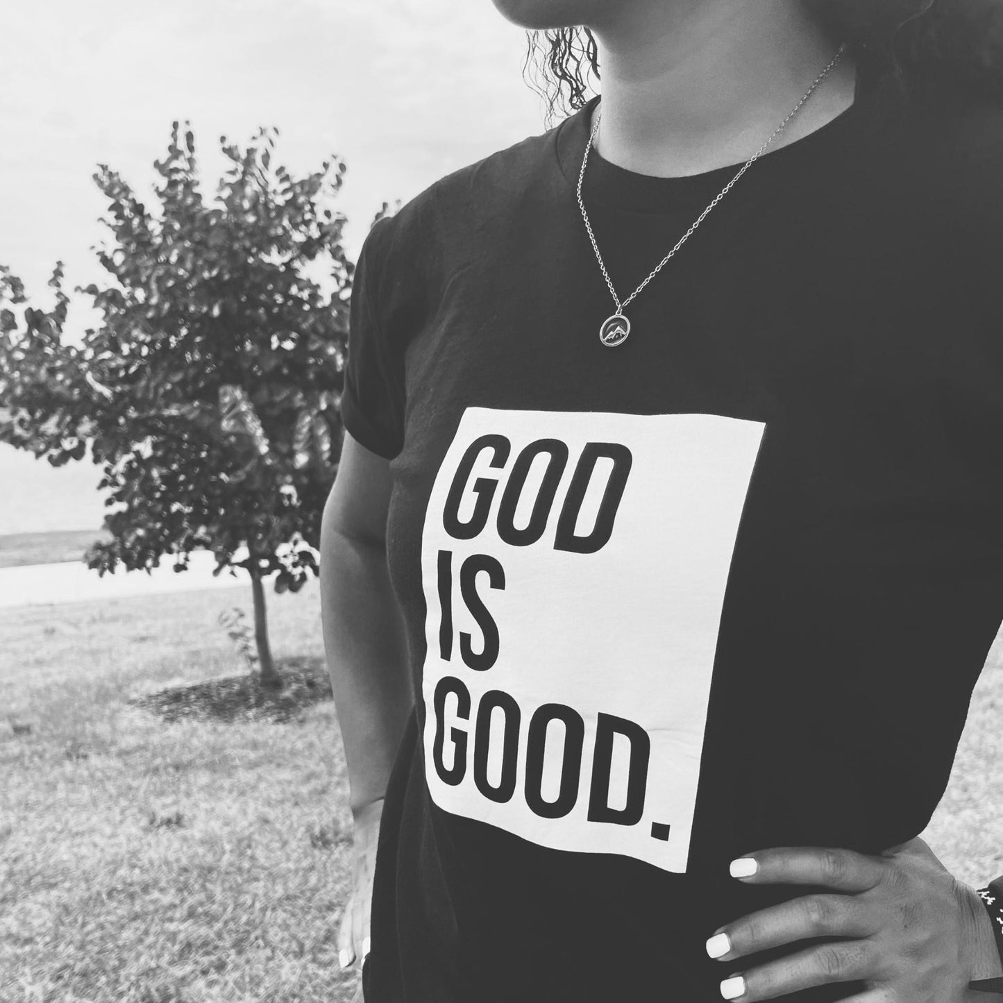 "GOD IS GOOD"BOX LOGO TEE (BLACK/WHITE)